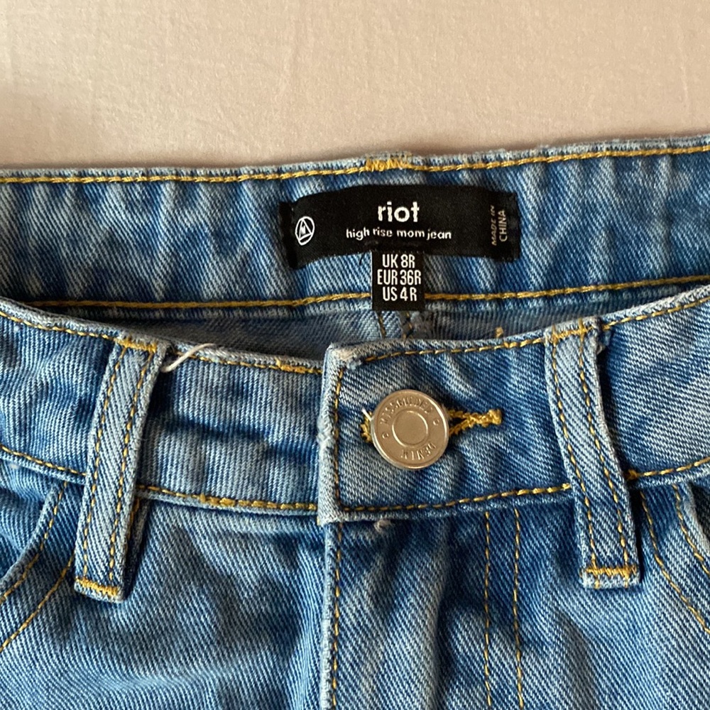 Blue Riot High Rise Mom Jeans - Picture 4 of 4
